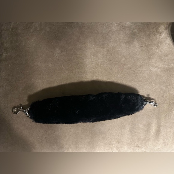 UGG ~ Duffy Faux Fur Bag in Black - Picture 5 of 9